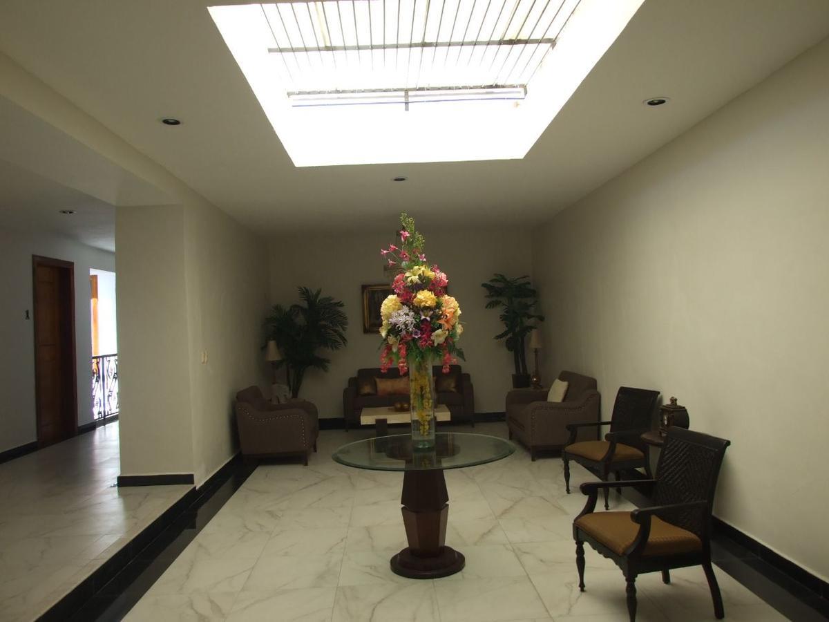 ホテル Izamal Plaza エクステリア 写真