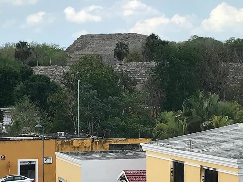 ホテル Izamal Plaza エクステリア 写真